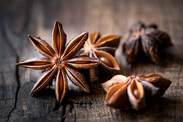 star-anise-compressed